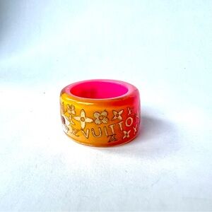 Louis Vuitton-Style Gradient Pink and Orange Resin Ring